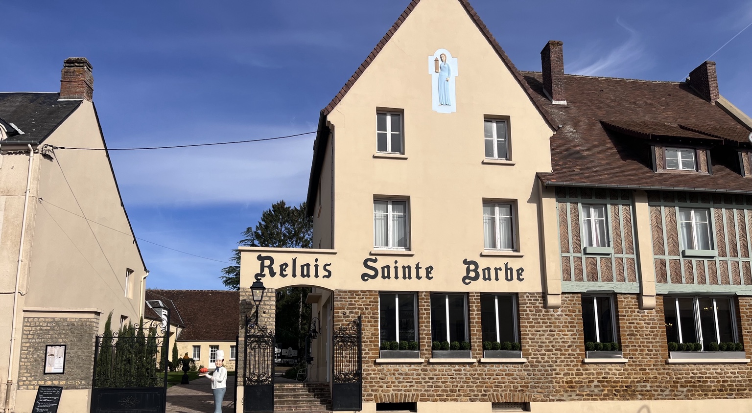 Façade du Relais Sainte Barbe